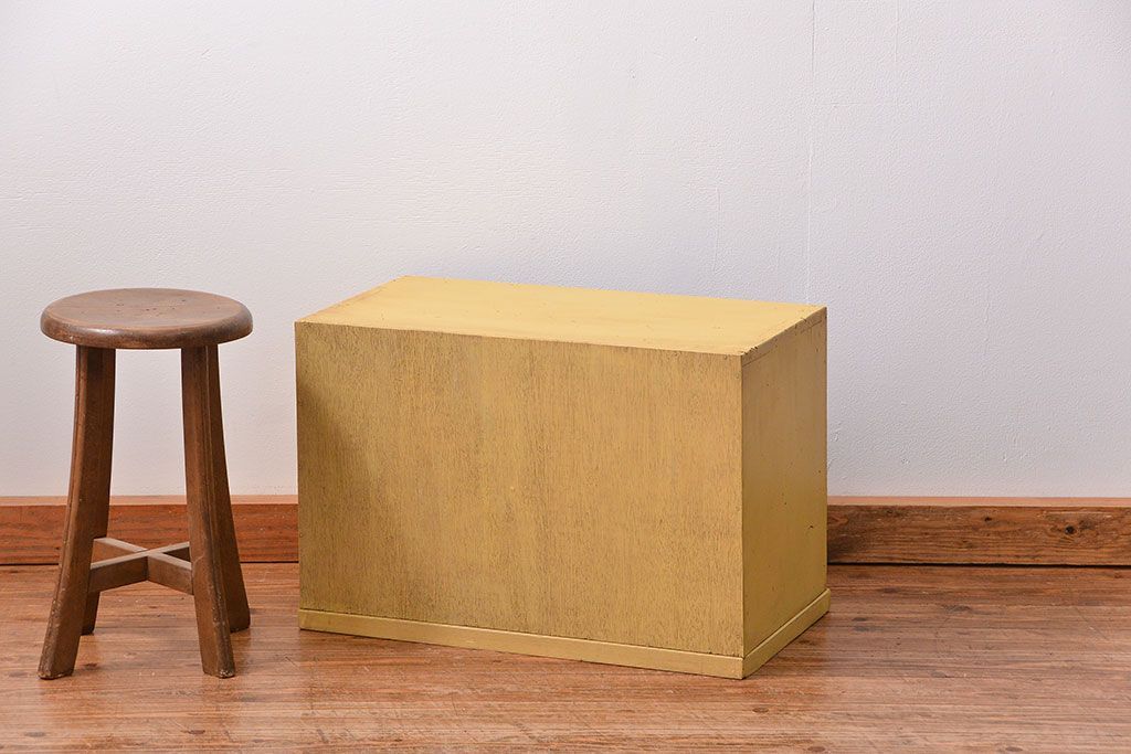 アンティーク家具　アンティークペイント　小さな飾り棚(収納棚)