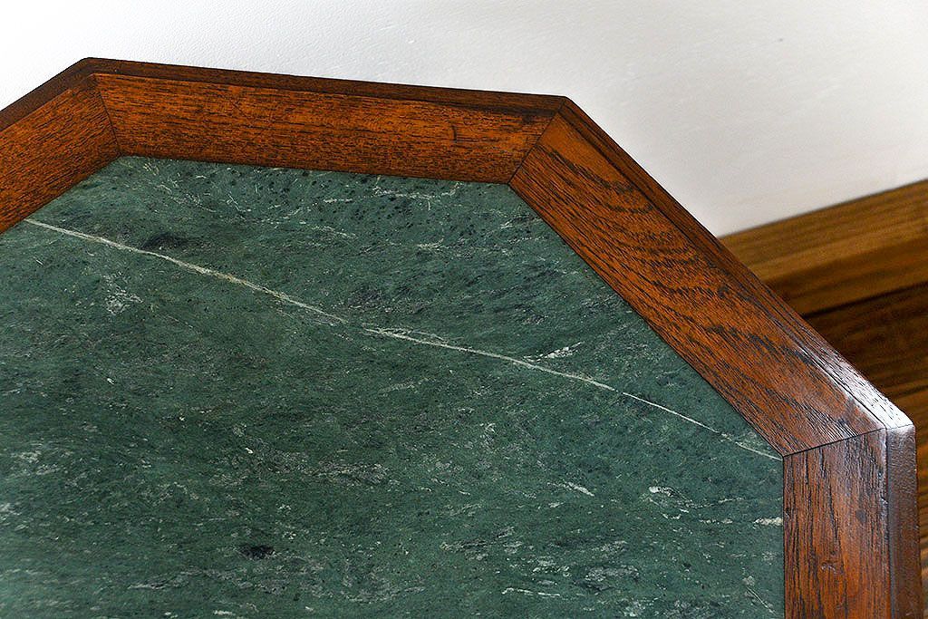 アンティーク家具　海外輸入品　大理石オクタゴン高級サイドテーブル(机、キャビネット)