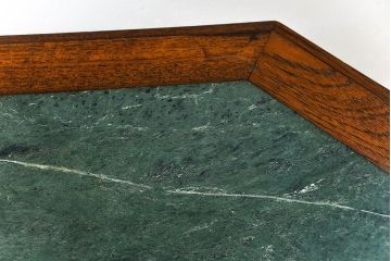 アンティーク家具　海外輸入品　大理石オクタゴン高級サイドテーブル(机、キャビネット)