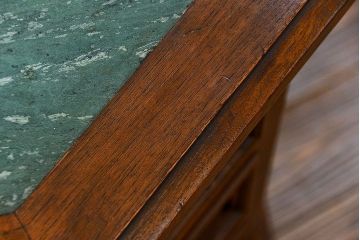 アンティーク家具　海外輸入品　大理石オクタゴン高級サイドテーブル(机、キャビネット)