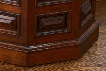 アンティーク家具　海外輸入品　大理石オクタゴン高級サイドテーブル(机、キャビネット)