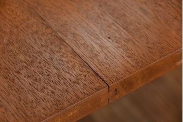 アンティークペイント　古い作業台をリメイクした　引き出し付きダイニングテーブル(机)