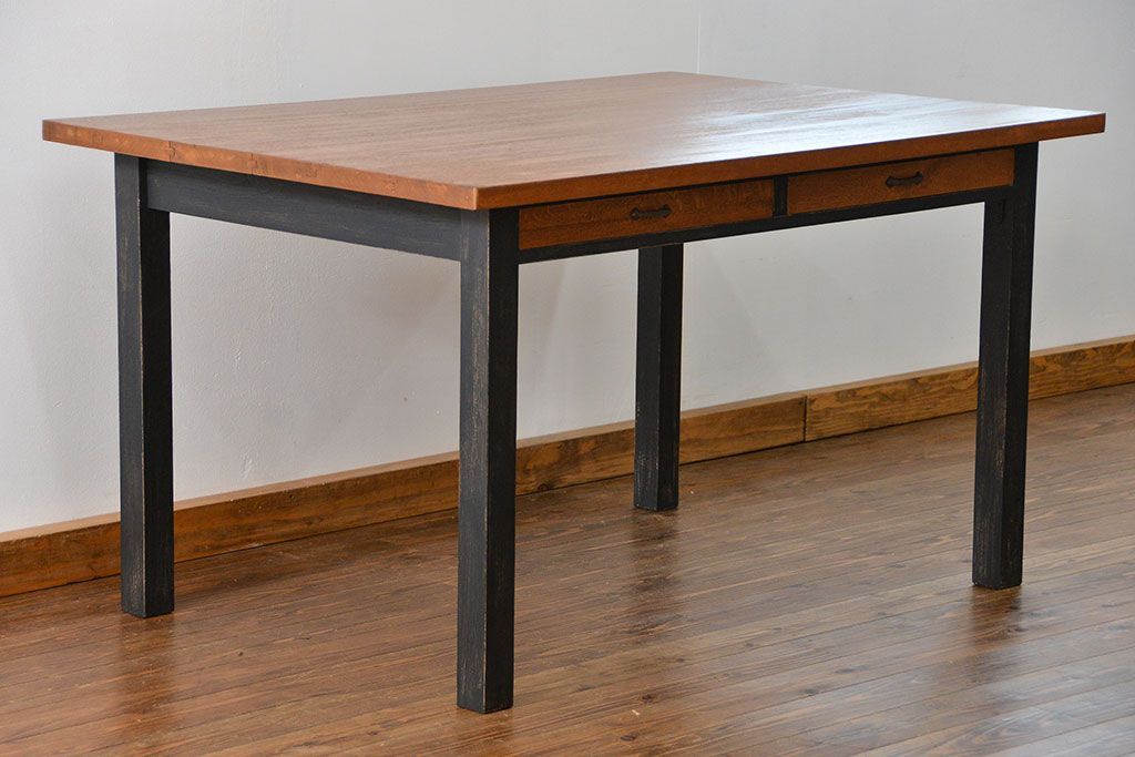 アンティークペイント　古い作業台をリメイクした　引き出し付きダイニングテーブル(机)