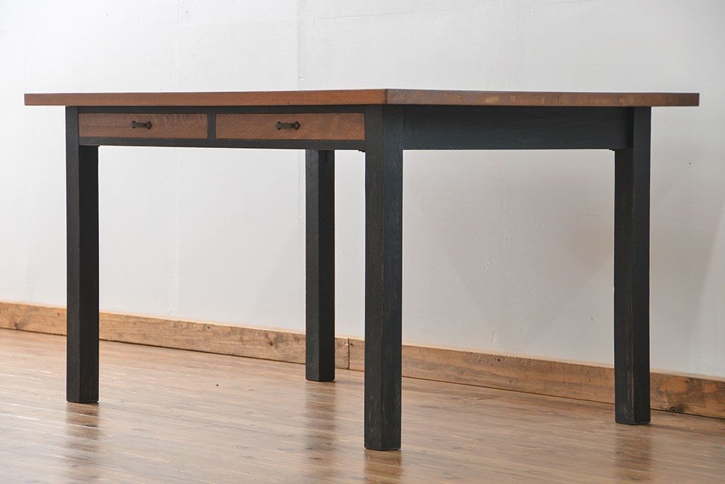 アンティークペイント　古い作業台をリメイクした　引き出し付きダイニングテーブル(机)