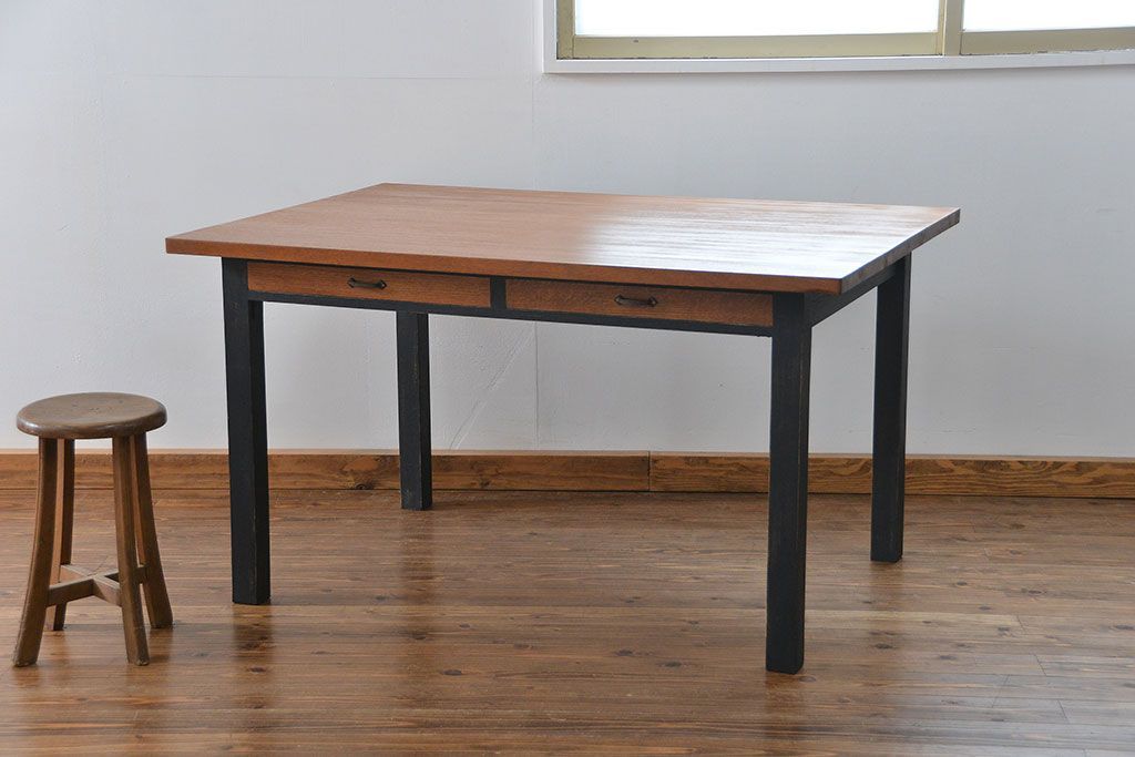 アンティークペイント　古い作業台をリメイクした　引き出し付きダイニングテーブル(机)