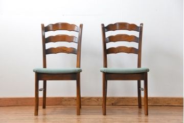 中古　カリモク　ダイニングチェア2脚セット(1)　(椅子、イス)