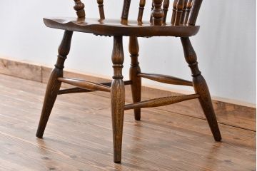 中古　古いナラ材のアームチェア(補修有り)　(椅子、イス)