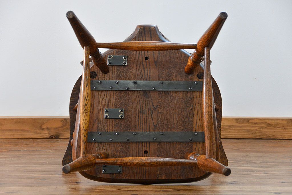 中古　古いナラ材のアームチェア(補修有り)　(椅子、イス)