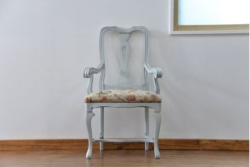 ヴィンテージ家具　海外ビンテージ　アンティークペイント仕上げ　かわいいアームチェア(1)(椅子、イス)