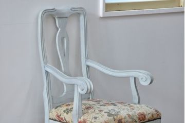ヴィンテージ家具　海外ビンテージ　アンティークペイント仕上げ　かわいいアームチェア(1)(椅子、イス)