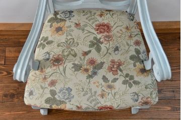 ヴィンテージ家具　海外ビンテージ　アンティークペイント仕上げ　かわいいアームチェア(1)(椅子、イス)