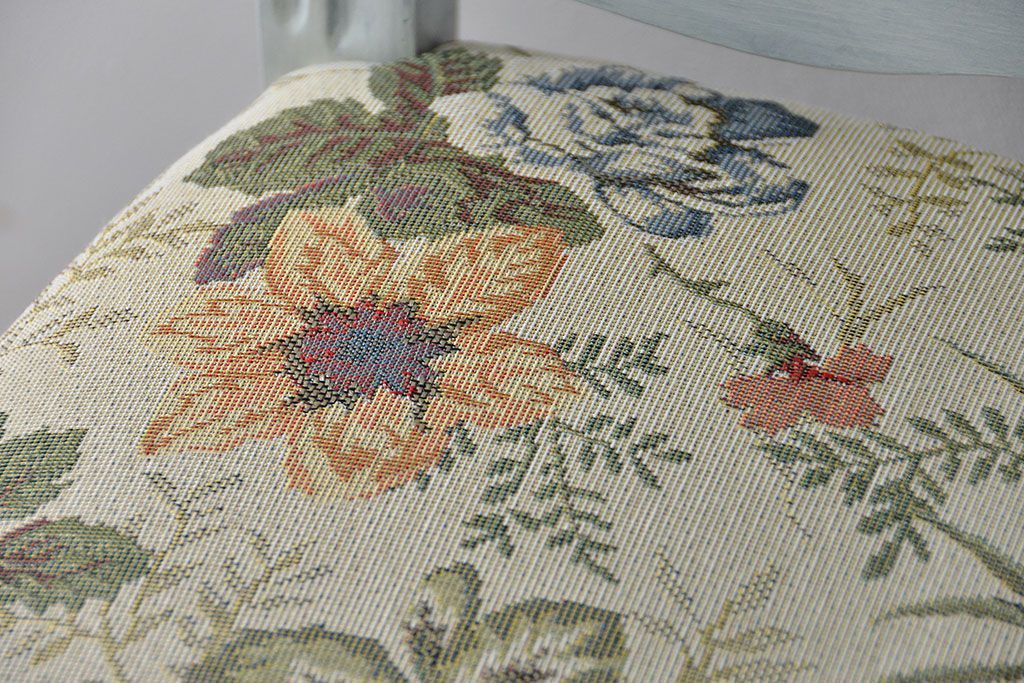 ヴィンテージ家具　海外ビンテージ　アンティークペイント仕上げ　かわいいアームチェア(1)(椅子、イス)