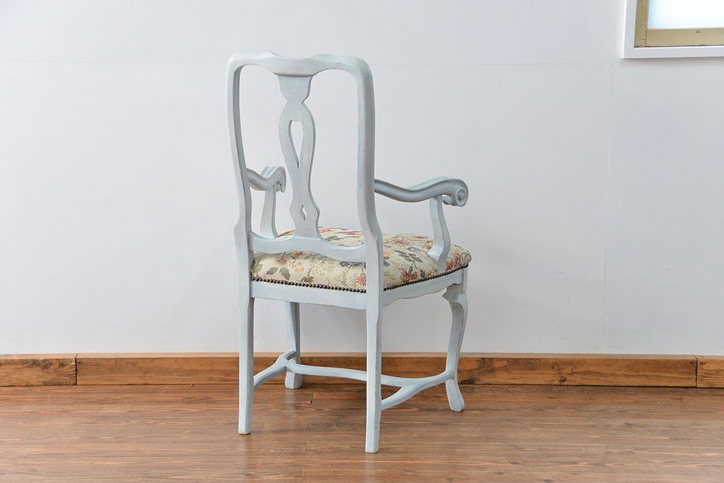 ヴィンテージ家具　海外ビンテージ　アンティークペイント仕上げ　かわいいアームチェア(1)(椅子、イス)