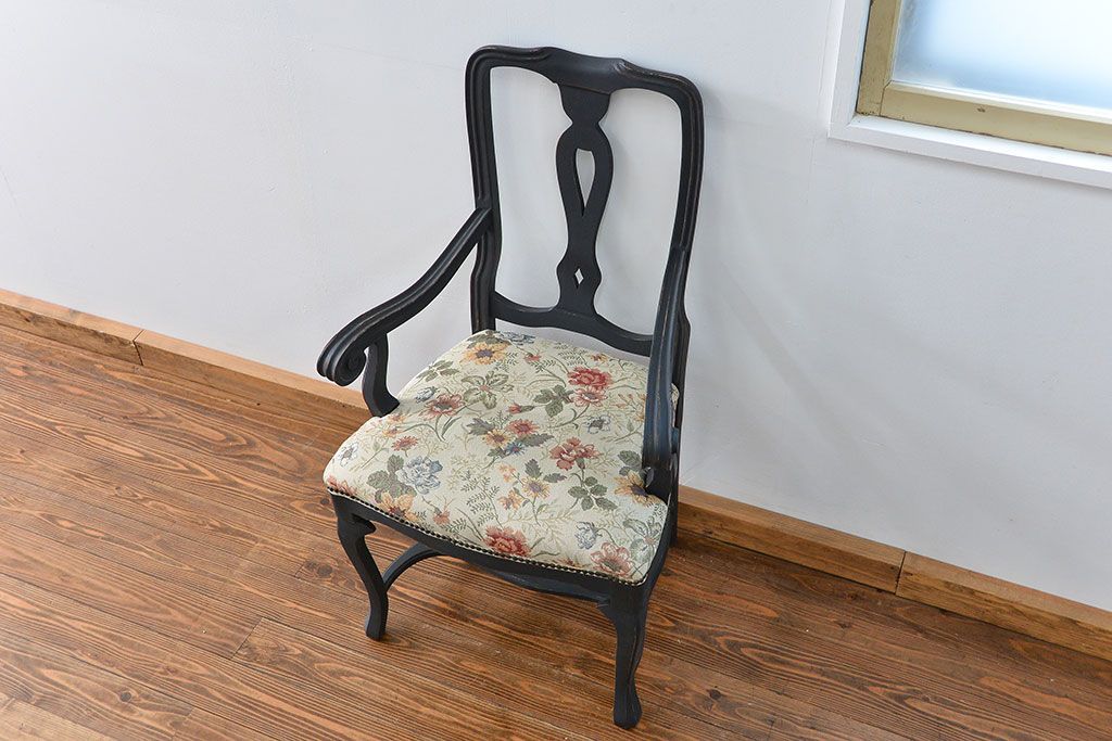 ヴィンテージ家具　海外ビンテージ　アンティークペイント仕上げ　かわいいアームチェア(2)(椅子、イス)