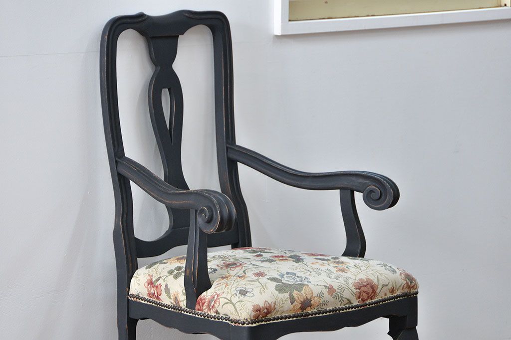ヴィンテージ家具　海外ビンテージ　アンティークペイント仕上げ　かわいいアームチェア(2)(椅子、イス)