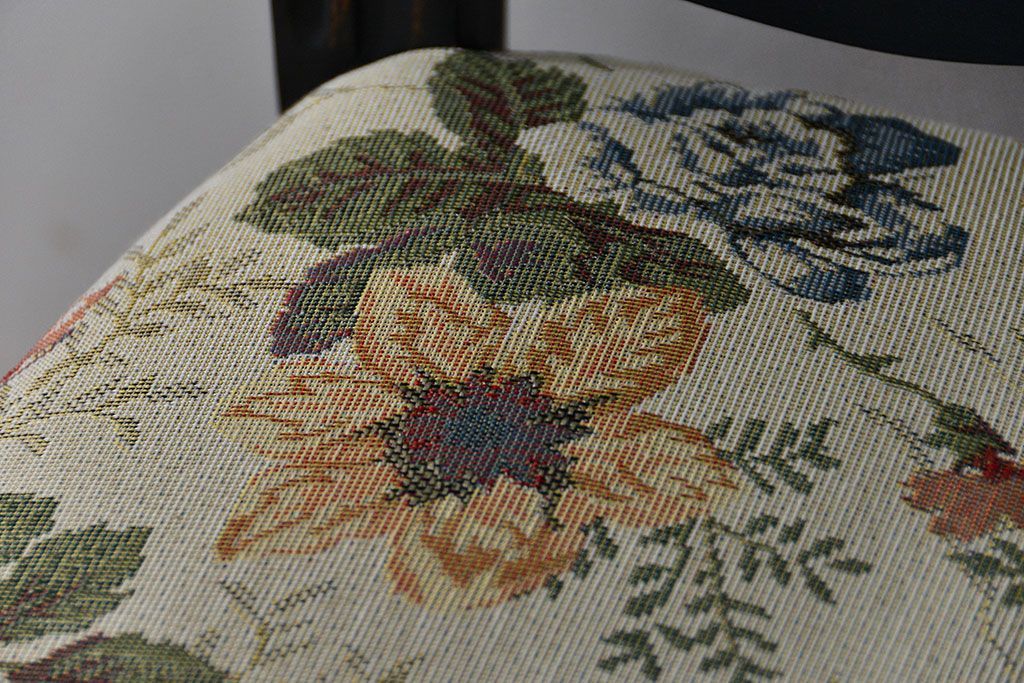 ヴィンテージ家具　海外ビンテージ　アンティークペイント仕上げ　かわいいアームチェア(2)(椅子、イス)