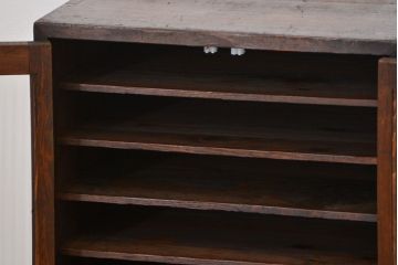 アンティーク家具　和製アンティーク　モールガラス入り!小振りな書類棚(収納棚)