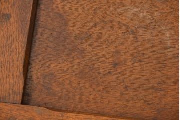 アンティーク家具　アンティーク かわいらしい　小さな変わり型冷蔵庫(収納棚)