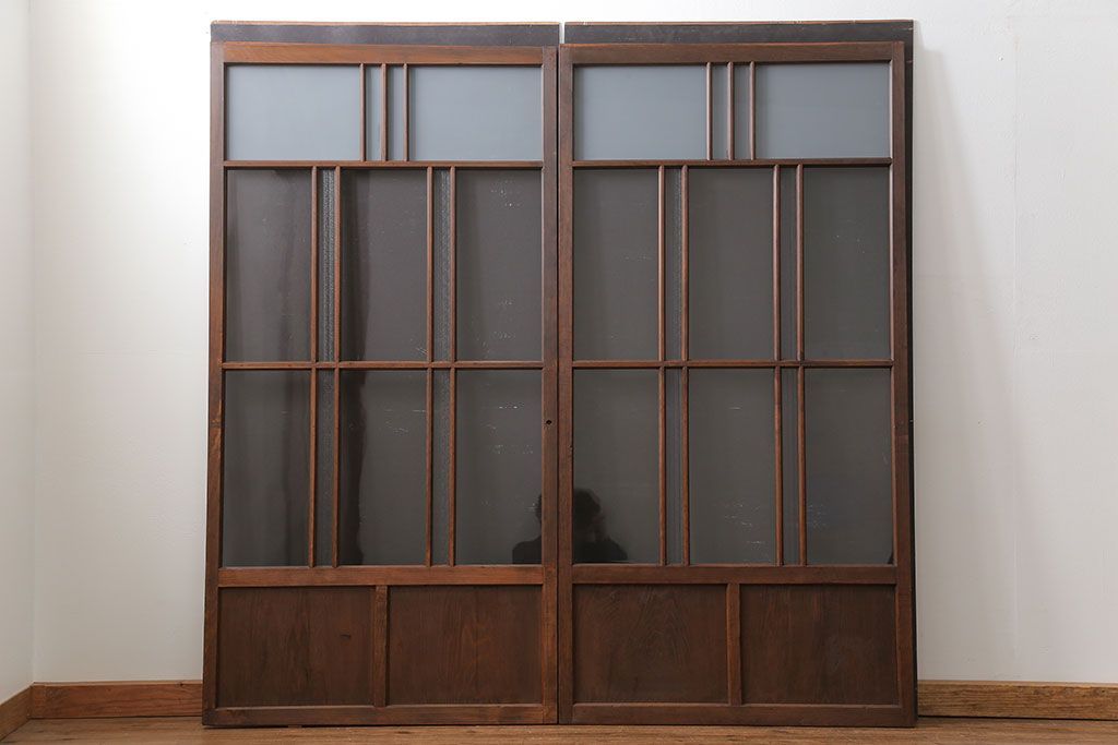 昭和レトロ　すりガラス入り!変わり型ガラス戸2枚セット(建具・引き戸)