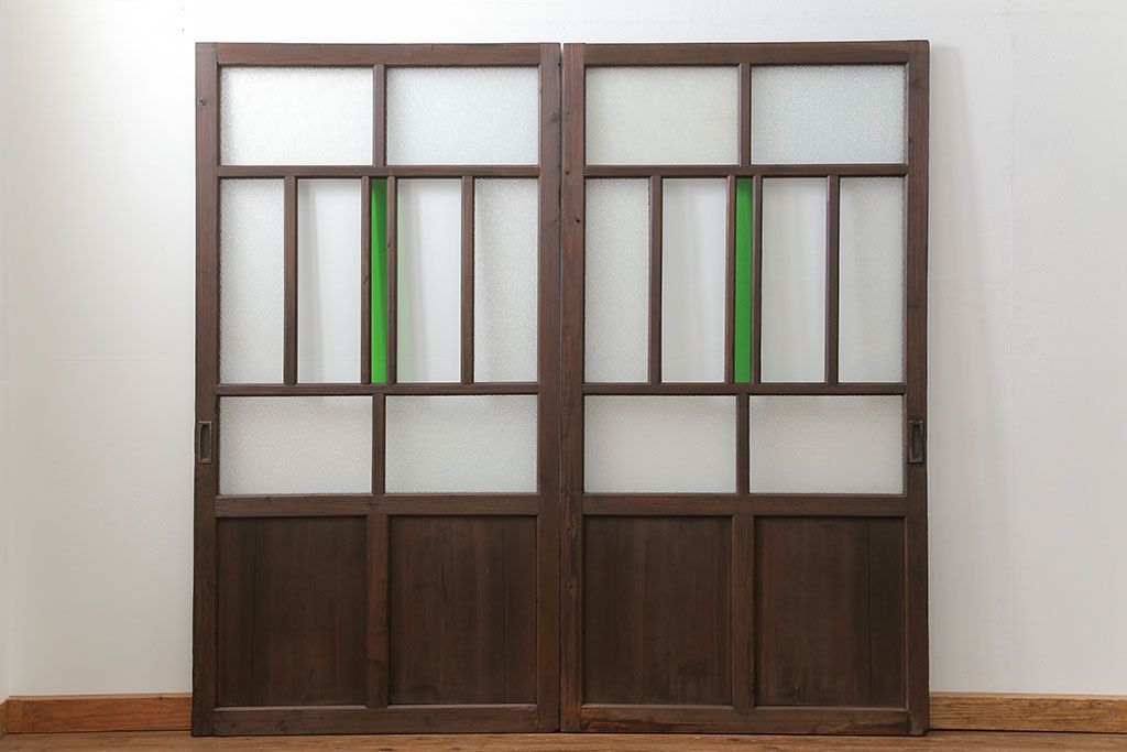 古民具・骨董　大正ロマン　 太い框組みの色ガラス入り引き戸　2枚セット(ガラス戸、建具)