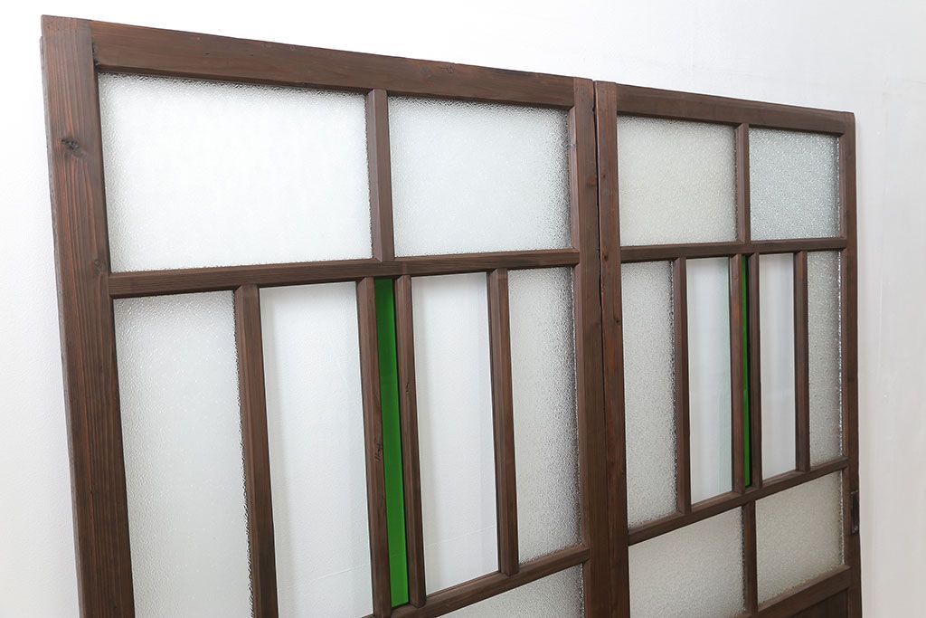 古民具・骨董　大正ロマン　 太い框組みの色ガラス入り引き戸　2枚セット(ガラス戸、建具)