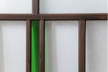 古民具・骨董　大正ロマン　 太い框組みの色ガラス入り引き戸　2枚セット(ガラス戸、建具)