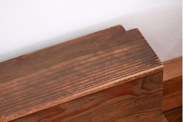 アンティーク家具　アンティーク 古い木味の簡素で小さな飾り棚　2個セット　(陳列棚)