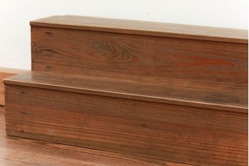 アンティーク家具　アンティーク 古い木味の簡素で小さな飾り棚　2個セット　(陳列棚)