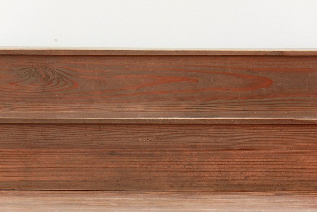 アンティーク家具　アンティーク 古い木味の簡素で小さな飾り棚　2個セット　(陳列棚)