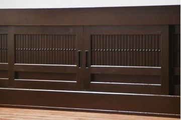 アンティーク家具　古民具・骨董 特大!九尺幅　重厚な水屋箪笥ローボード(1)(ローチェスト、テレビボード、テレビ台、キャビネット、収納棚)