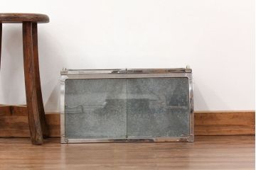 レトロ家具　昭和レトロ 古いブリキの小さなガラスケース(ショーケース)