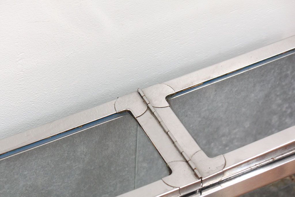 レトロ家具　昭和レトロ 古いブリキの小さなガラスケース(ショーケース)