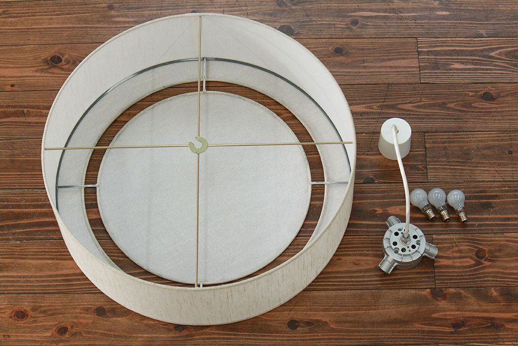 中古　インテリアショップ　リアルスタイル製(Real Style)　天井照明(1)　(ペンダントライト、吊り下げ照明)