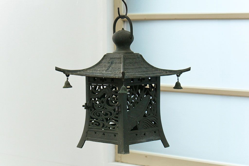 吊り灯籠　蝉つき　　アンティーク　雑貨　骨董　吊灯籠　灯り　照明　庭　インテリア 吊り灯籠 蝉つき アンティーク 雑貨 骨董 吊灯籠 灯り 照明 庭