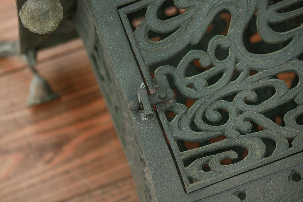 古民具・骨董 味のある吊り灯篭