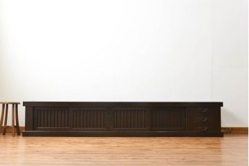 アンティーク家具　古民具・骨董 特大!九尺幅　重厚な水屋箪笥ローボード(2)(ローチェスト、テレビボード、テレビ台、キャビネット、収納棚)