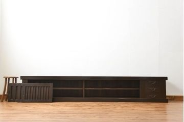 アンティーク家具　古民具・骨董 特大!九尺幅　重厚な水屋箪笥ローボード(2)(ローチェスト、テレビボード、テレビ台、キャビネット、収納棚)