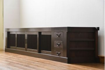 アンティーク家具　古民具・骨董 特大!九尺幅　重厚な水屋箪笥ローボード(2)(ローチェスト、テレビボード、テレビ台、キャビネット、収納棚)