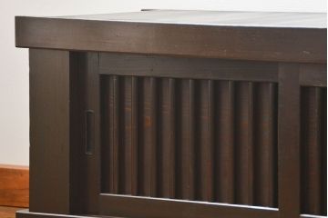 アンティーク家具　古民具・骨董 特大!九尺幅　重厚な水屋箪笥ローボード(2)(ローチェスト、テレビボード、テレビ台、キャビネット、収納棚)