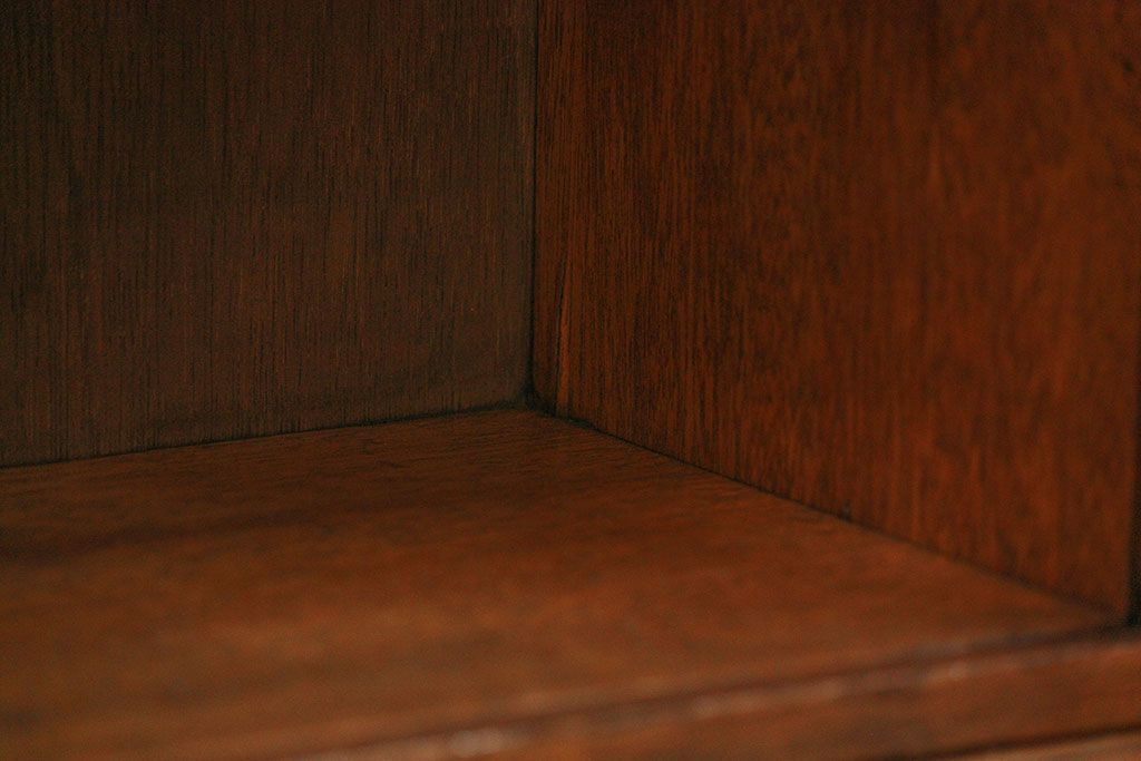 レトロ家具　昭和レトロ 古い木の引き出し付き横長本立て　(本棚、飾り棚)