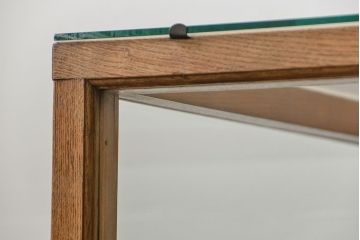 レトロ家具　昭和レトロ 古いナラ材のスタイリッシュな鉄脚ガラスケース(飾り棚、ショーケース)