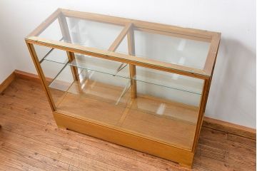 レトロ家具　昭和レトロ シンプルなガラスケース(ショーケース、飾り棚)