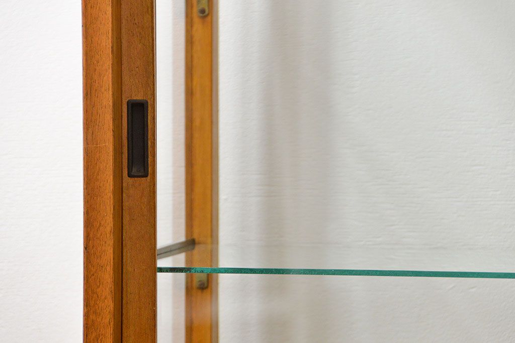 レトロ家具　昭和レトロ シンプルなガラスケース(ショーケース、飾り棚)