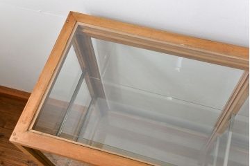 レトロ家具　昭和レトロ 古いナラ材のアンティークガラスケース(ショーケース、陳列棚)