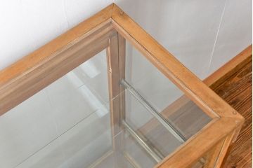 レトロ家具　昭和レトロ 古いナラ材のアンティークガラスケース(ショーケース、陳列棚)