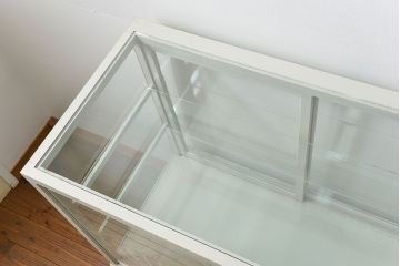 レトロ家具　昭和レトロ 古いパン屋のアンティークペイント　ガラスケース(ショーケース、飾り棚)