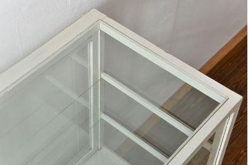 レトロ家具　昭和レトロ 古いパン屋のアンティークペイント　ガラスケース(ショーケース、飾り棚)