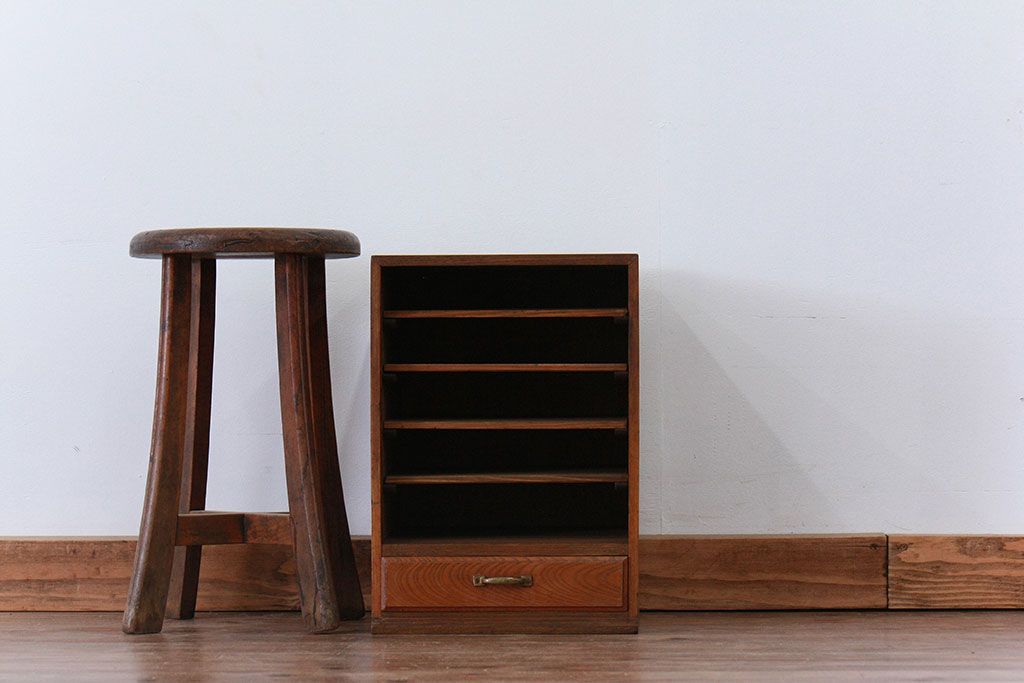 レトロ家具　昭和レトロ 古い木の引き出し付き書類棚(小引き出し)