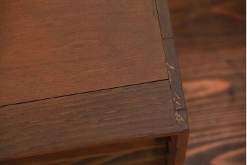 レトロ家具　昭和レトロ 古い木の引き出し付き書類棚(小引き出し)