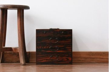 アンティーク家具　古民具・骨董 イタミ有り　総黒柿材無垢　上質な小引き出し